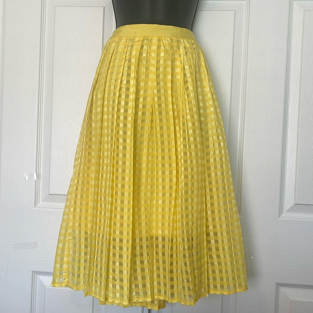 Elle yellow chiffon skirt size 16